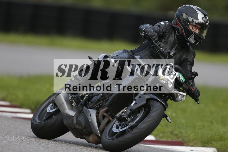 /53 16.09.2025 Track Day Domi Aegerter ADR/Gruppe gruen/68
